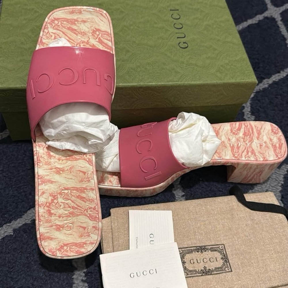 New Gucci rubber slides